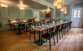 Forsthaus Friedrichsruh Hotel Garni